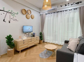 Unwind in oldtown, private floor, near Grand Palace